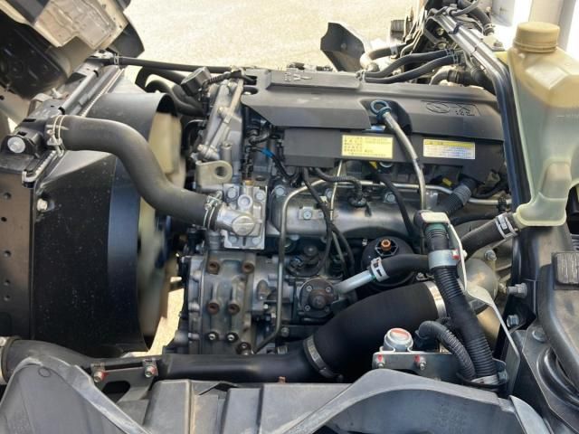 MITSUBISHI CANTER 2018