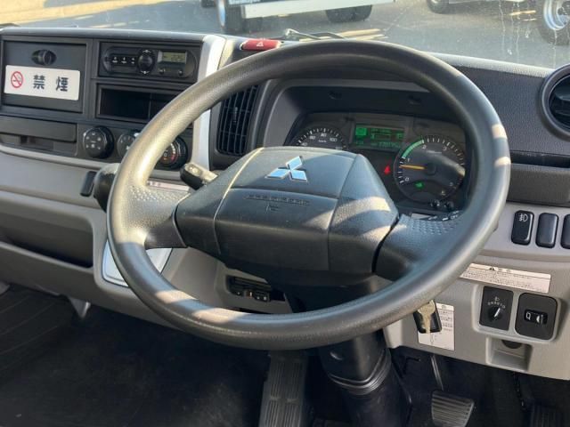 MITSUBISHI CANTER 2018