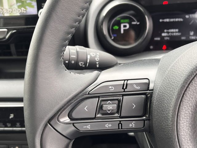 TOYOTA YARIS HYBRID 2023