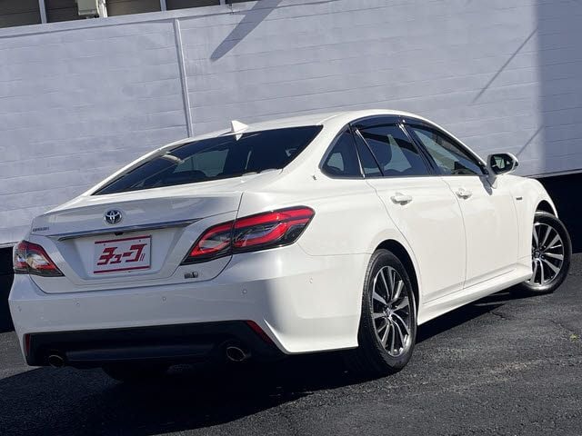TOYOTA CROWN sedan hybrid 2019