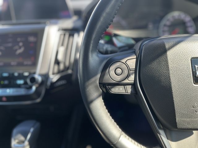 TOYOTA CROWN sedan hybrid 2019