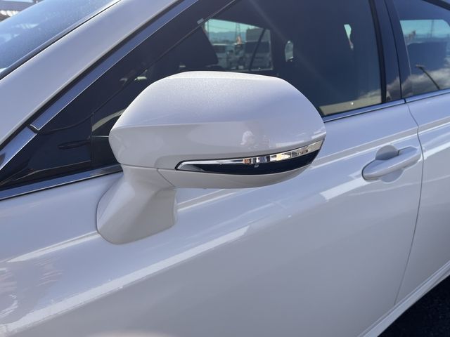 TOYOTA CROWN sedan hybrid 2019