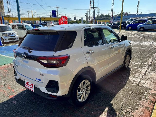 TOYOTA RAIZE HYBRID 2022