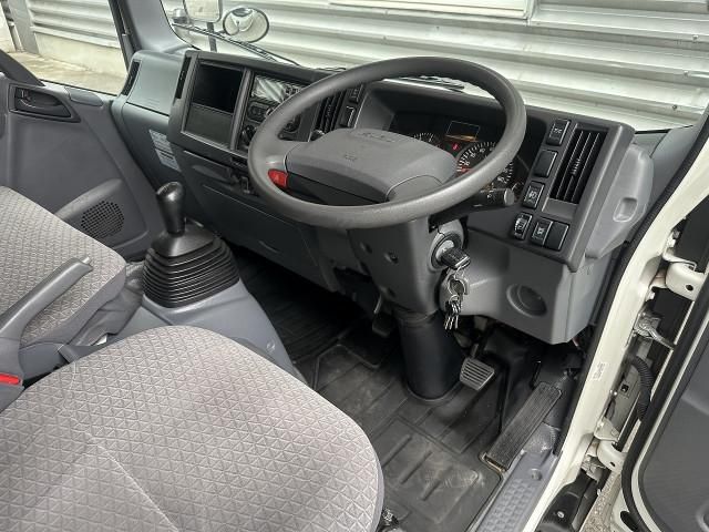 ISUZU ELF 2018