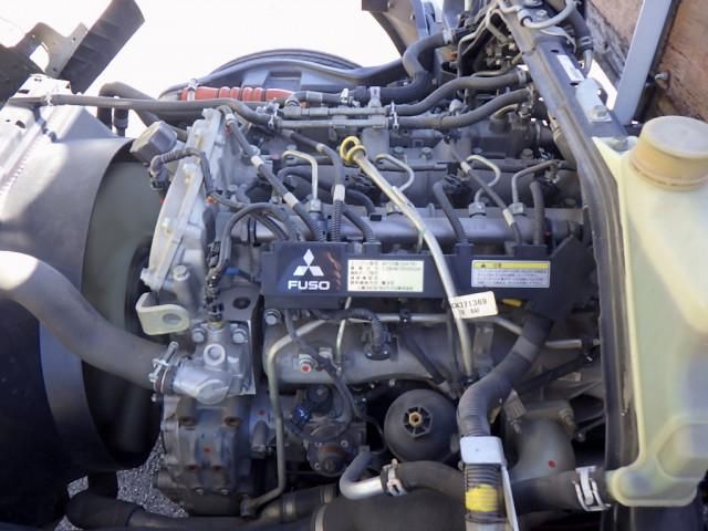 MITSUBISHI CANTER 2016