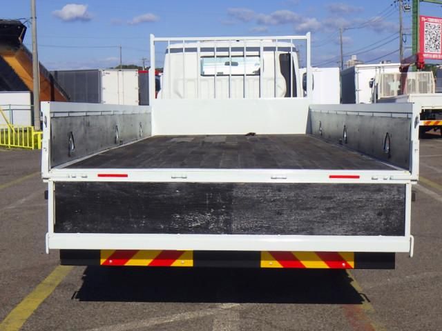 MITSUBISHI CANTER 2016