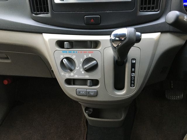 TOYOTA PIXIS EPOCH 2013