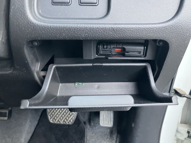 NISSAN SERENA  S-HYBRID 2015