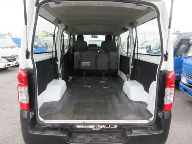 NISSAN NV350 CARAVAN 1.2t 2015