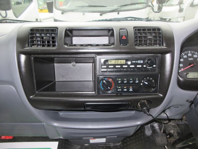 MAZDA BONGO truck 1.15t 2WD 2017