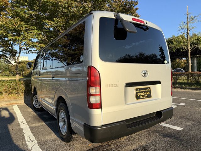 TOYOTA HIACE van 4WD 2012