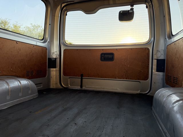 TOYOTA HIACE van 4WD 2012