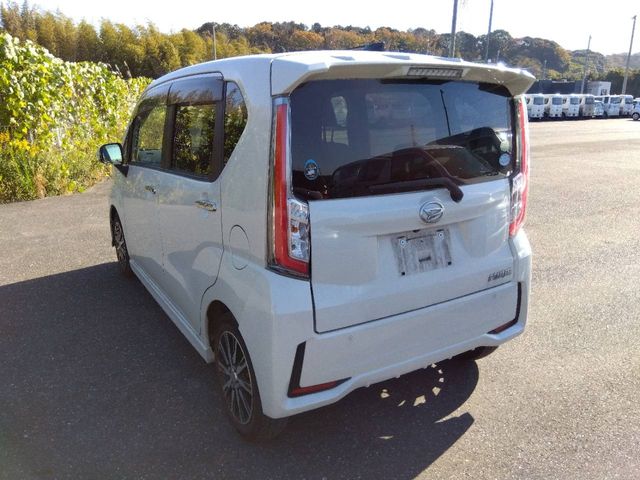 DAIHATSU MOVE CUSTOM 2016