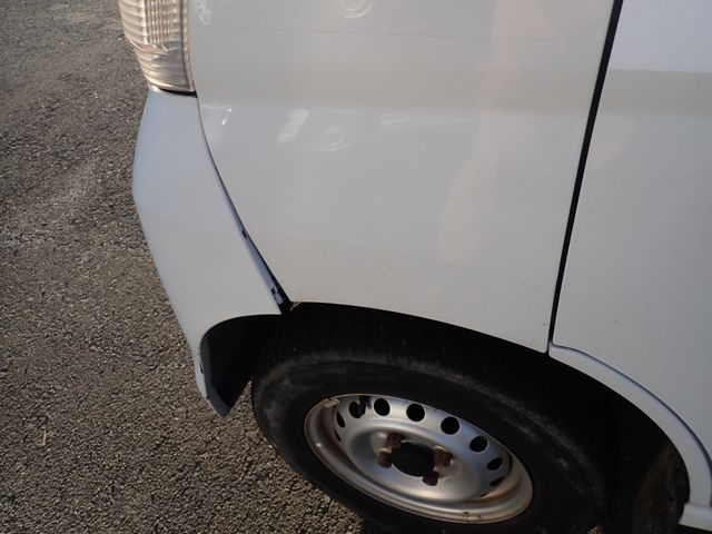 DAIHATSU HIJET CARGO 4WD 2015