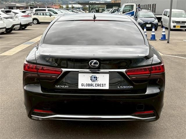 TOYOTA LEXUS LS500h 2022