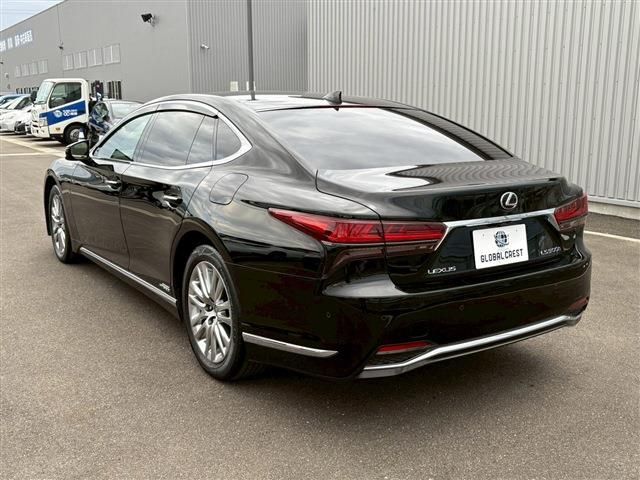 TOYOTA LEXUS LS500h 2022