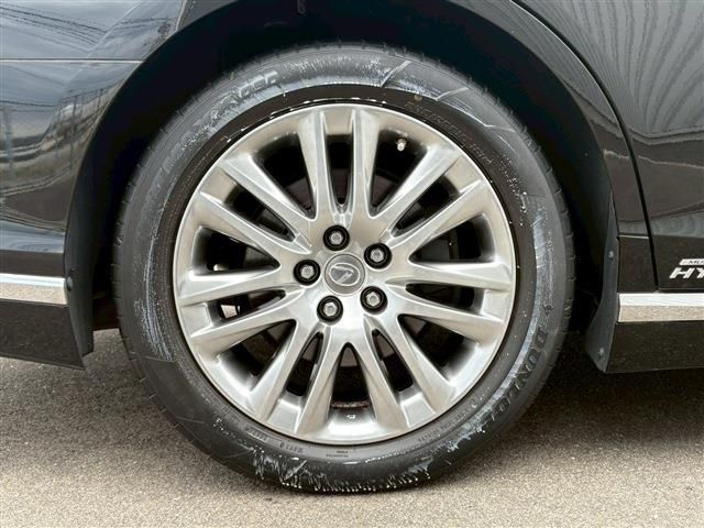 TOYOTA LEXUS LS500h 2022