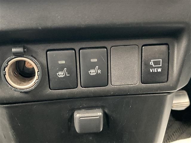 TOYOTA ROOMY 4WD 2019