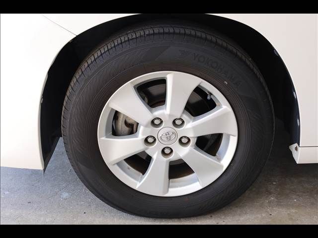 TOYOTA VELLFIRE 2012