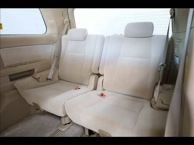 TOYOTA VELLFIRE 2012