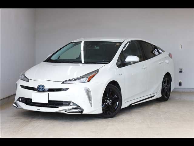 TOYOTA PRIUS 2019