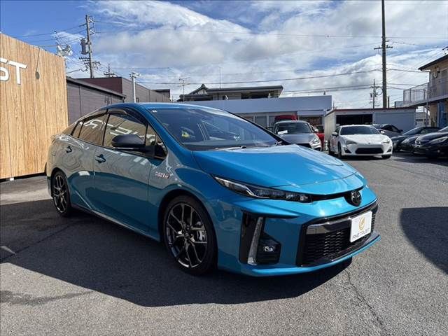 TOYOTA PRIUS PHV 2017