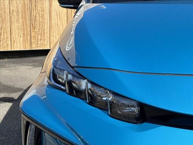 TOYOTA PRIUS PHV 2017