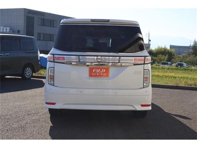 NISSAN ELGRAND  4WD 2023
