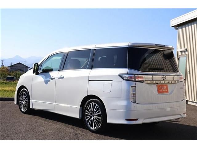 NISSAN ELGRAND  4WD 2023