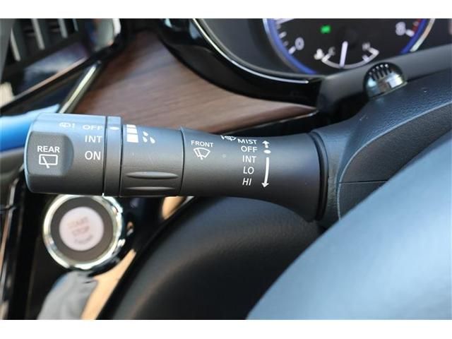 NISSAN ELGRAND  4WD 2023