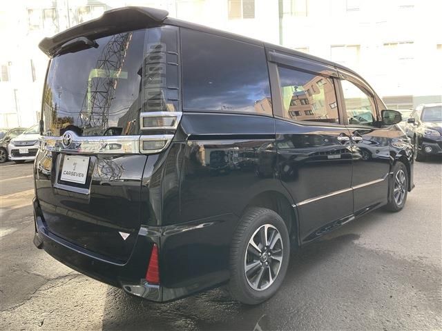 TOYOTA VOXY 4WD 2020