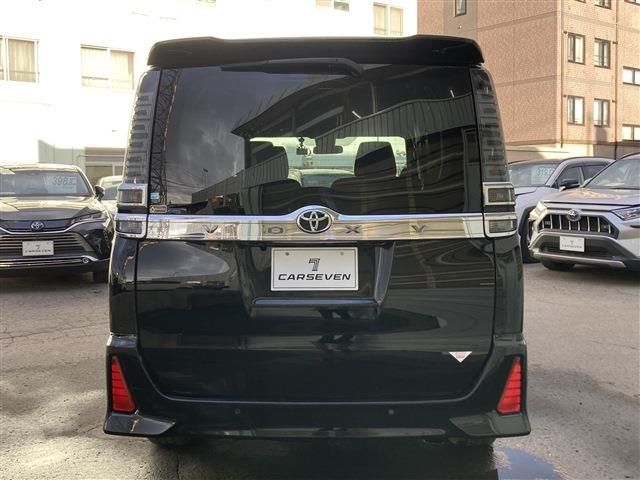 TOYOTA VOXY 4WD 2020