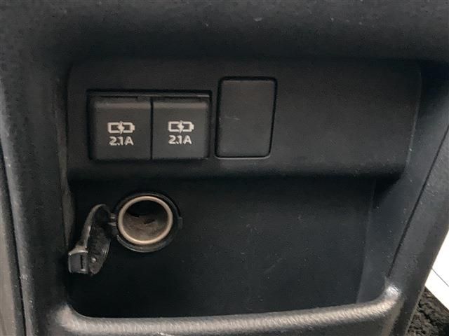 TOYOTA VOXY 4WD 2020