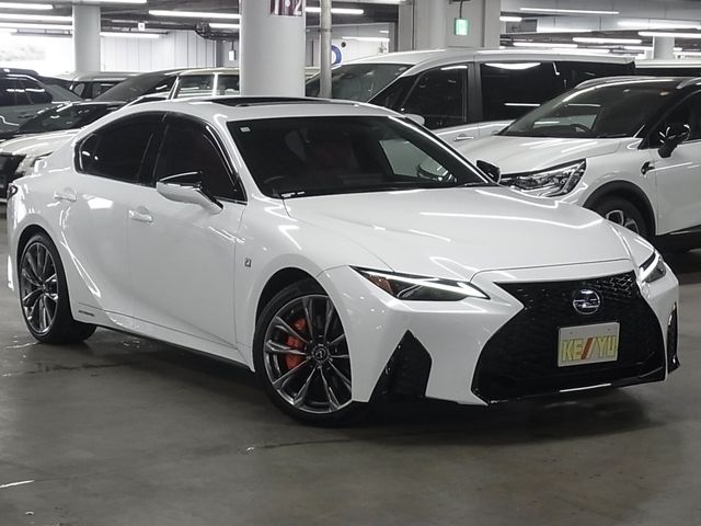 TOYOTA LEXUS IS300h 2020