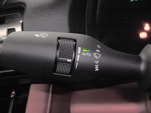 TOYOTA LEXUS IS300h 2020