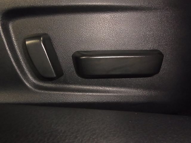 TOYOTA LEXUS IS300h 2020