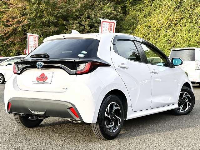 TOYOTA YARIS HYBRID 2020