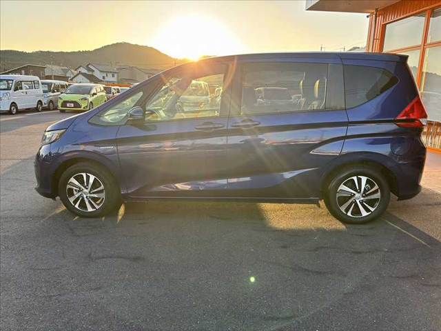 HONDA FREED HYBRID 2017