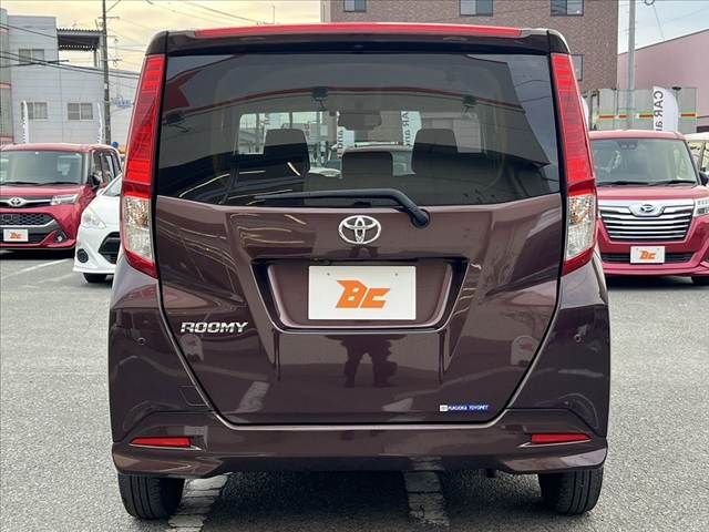 TOYOTA ROOMY 2023