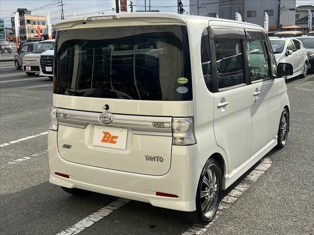 DAIHATSU TANTO CUSTOM 2012