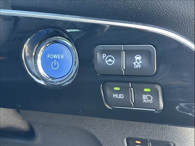 TOYOTA PRIUS PHV 2019