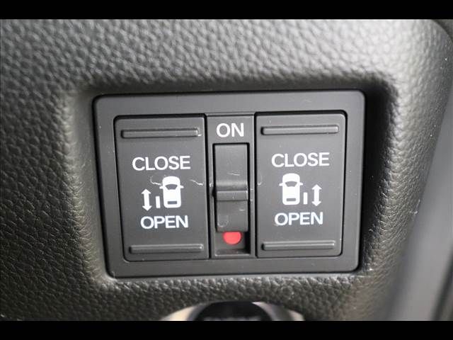 HONDA N BOX CUSTOM 2020