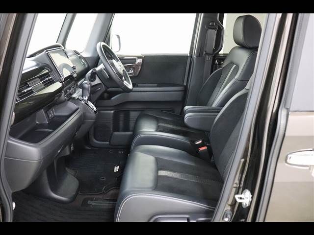 HONDA N BOX CUSTOM 2020