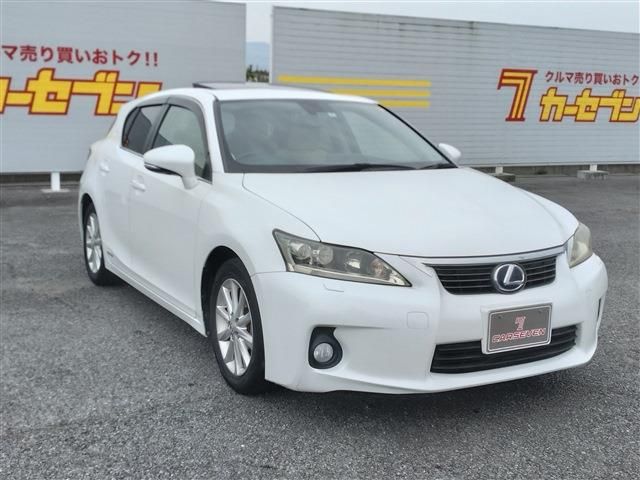 TOYOTA LEXUS CT200h 2012