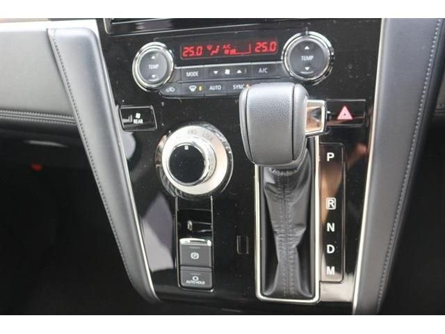 MITSUBISHI DELICA D:5 4WD 2023