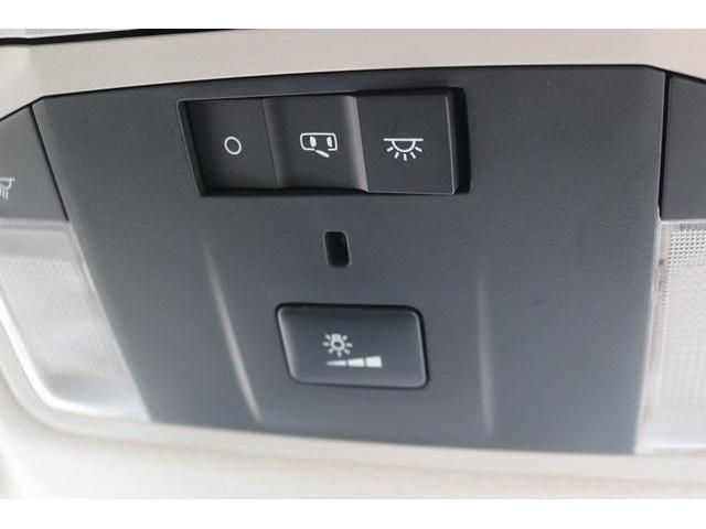 MITSUBISHI DELICA D:5 4WD 2023