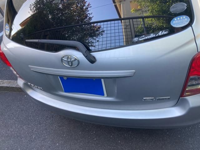 TOYOTA COROLLA FIELDER 2011