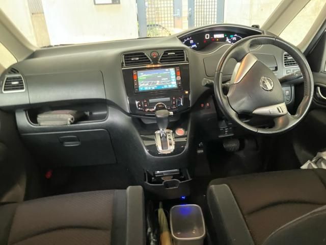 NISSAN SERENA  WG 2012