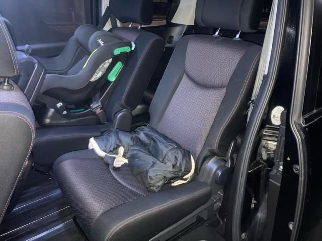 NISSAN SERENA  WG 2012