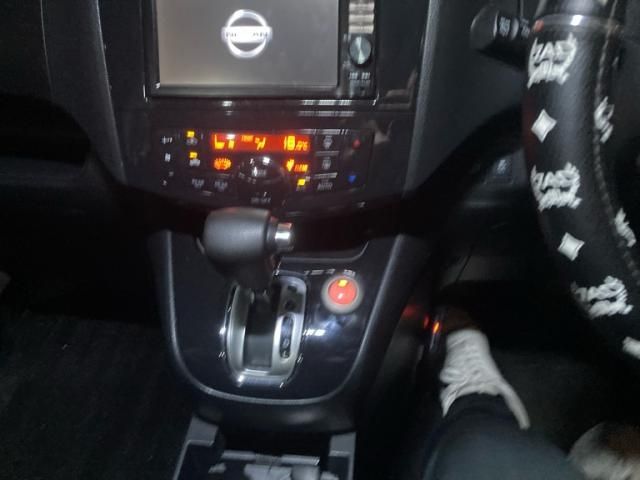 NISSAN SERENA  WG 2012